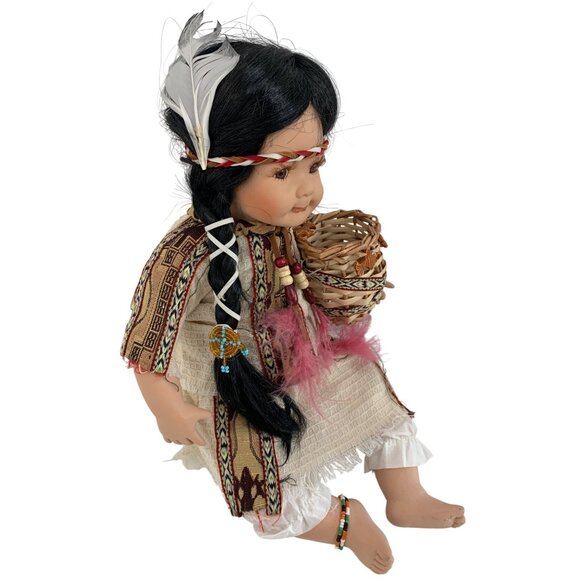 VTG 80s Handmade Native American Ceramic Display Doll Fish Basket Braids 8705 - Picture 12 of 13